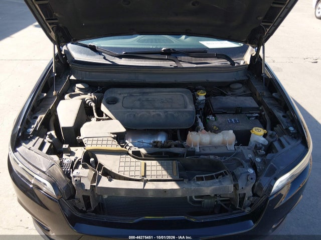 Jeep Cherokee Latitude 4x4 2019 1C4PJMCB2KD450860 Image 10