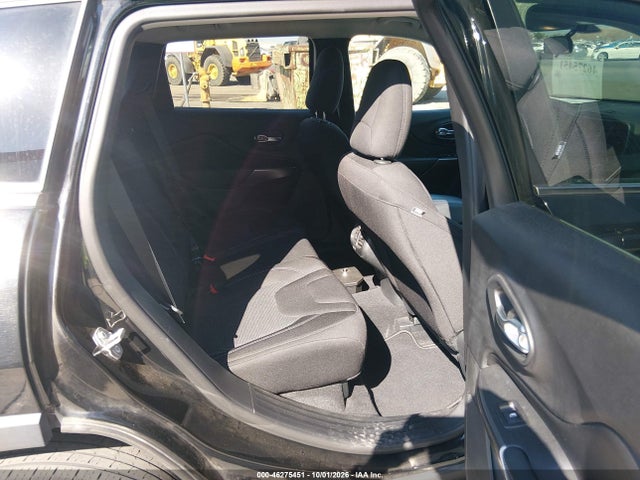 Jeep Cherokee Latitude 4x4 2019 1C4PJMCB2KD450860 Image 8