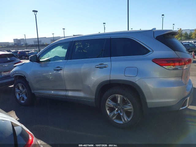 Toyota Highlander Limited 2017 5TDDZRFH7HS360870 Image 14