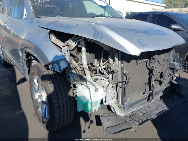 Toyota Highlander Limited 2017 5TDDZRFH7HS360870 Image 6