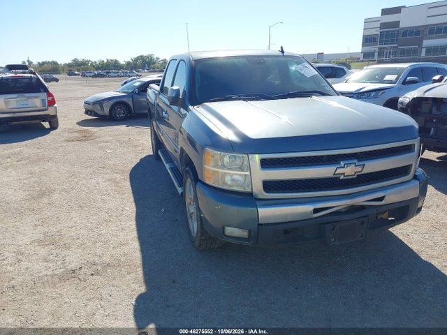 Продажа на аукционе авто 2011 Chevrolet Silverado 1500 Lt, vin: 3GCPCSE03BG138382, номер лота: 46275552
