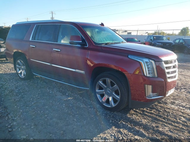 46275588 :رقم المزاد ، 1GYS4HKJ3KR284394 vin ، 2019 Cadillac Escalade Esv Luxury مزاد بيع