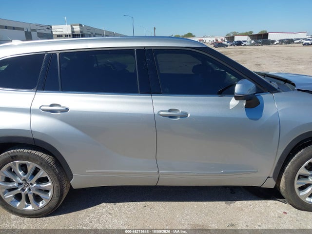 46275648 :رقم المزاد ، 5TDYARAH2NS511951 vin ، 2022 Toyota Highlander Hybrid Limited مزاد بيع