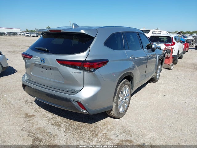 46275648 :رقم المزاد ، 5TDYARAH2NS511951 vin ، 2022 Toyota Highlander Hybrid Limited مزاد بيع