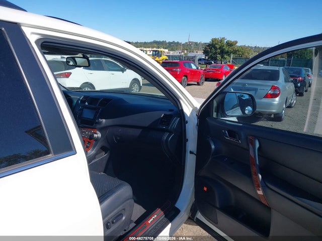 46275708 :رقم المزاد ، 5TDDK3EH8DS225815 vin ، 2013 Toyota Highlander Limited V6 مزاد بيع