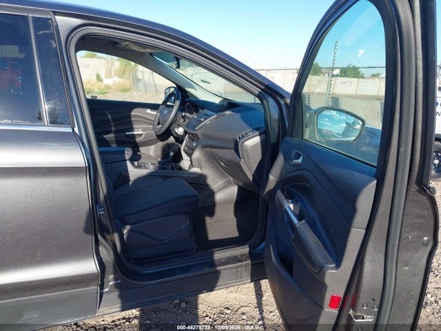Ford ESCAPE SE 2017 1FMCU0G98HUC02087 Image 5