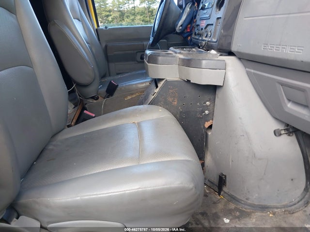 46275787 :رقم المزاد ، 1FTNE2EL6BDA92068 vin ، 2011 Ford E-250 Commercial مزاد بيع