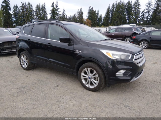 Продажа на аукционе авто 2018 Ford Escape Se, vin: 1FMCU9GD8JUA86811, номер лота: 46275807