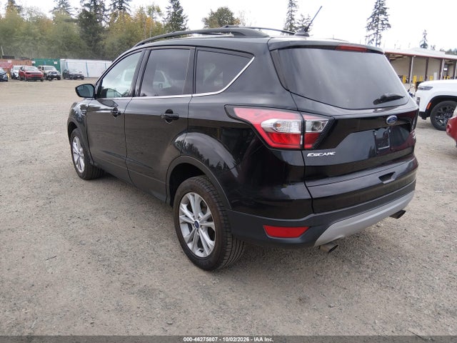 Продажа на аукционе авто 2018 Ford Escape Se, vin: 1FMCU9GD8JUA86811, номер лота: 46275807