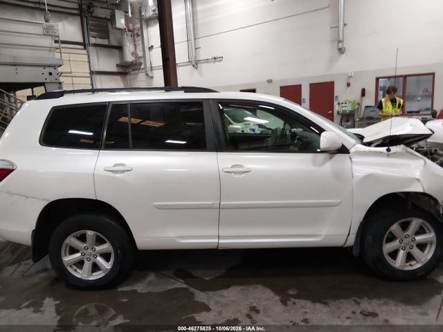 46275825 :رقم المزاد ، 5TDBK3EH7AS001583 vin ، 2010 Toyota Highlander Base V6 مزاد بيع
