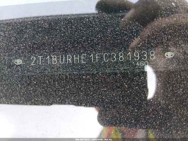 46275832 :رقم المزاد ، 2T1BURHE1FC381938 vin ، 2015 Toyota Corolla Le مزاد بيع