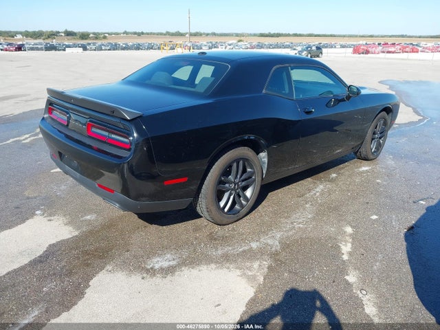 Dodge Challenger Sxt Awd 2019 2C3CDZGG6KH633047 Image 4