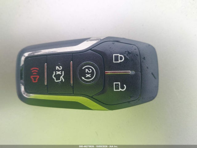 46275926 :رقم المزاد ، 5LMTJ2AH4FUJ42307 vin ، 2015 Lincoln Mkc مزاد بيع