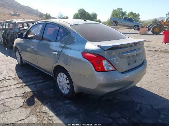 2013 Nissan Versa 1.6 Sv მანქანა იყიდება აუქციონზე, vin: 3N1CN7AP4DL871403, აუქციონის ნომერი: 46275952
