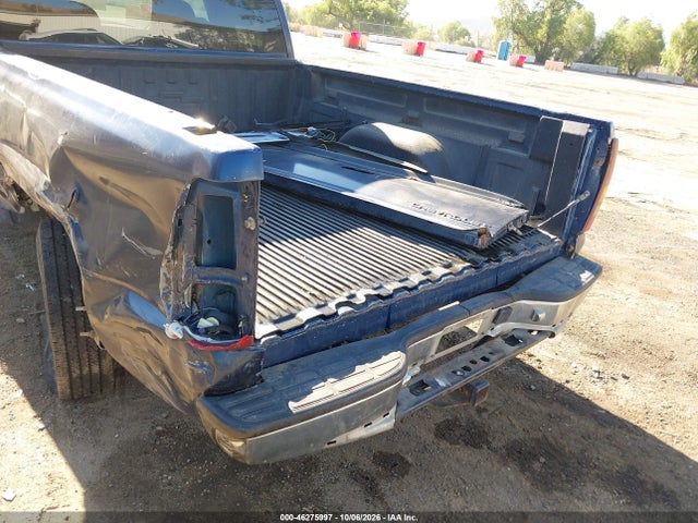 2000 Chevrolet Silverado 1500 Ls მანქანა იყიდება აუქციონზე, vin: 2GCEC19T4Y1181345, აუქციონის ნომერი: 46275997