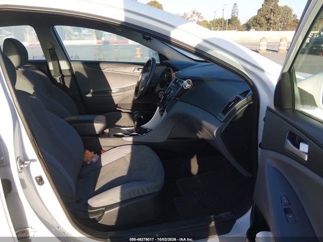 46276017 :رقم المزاد ، 5NPEB4AC8EH851599 vin ، 2014 Hyundai Sonata Gls مزاد بيع