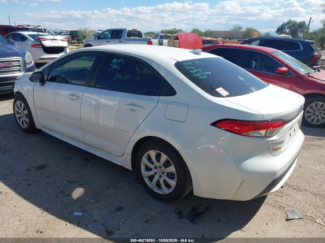 Toyota COROLLA LE 2022 JTDEPMAE8N3031814 Image 3