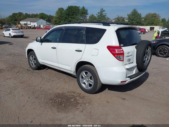 2010 Toyota Rav4 მანქანა იყიდება აუქციონზე, vin: JTMBF4DV9AD035585, აუქციონის ნომერი: 46276058
