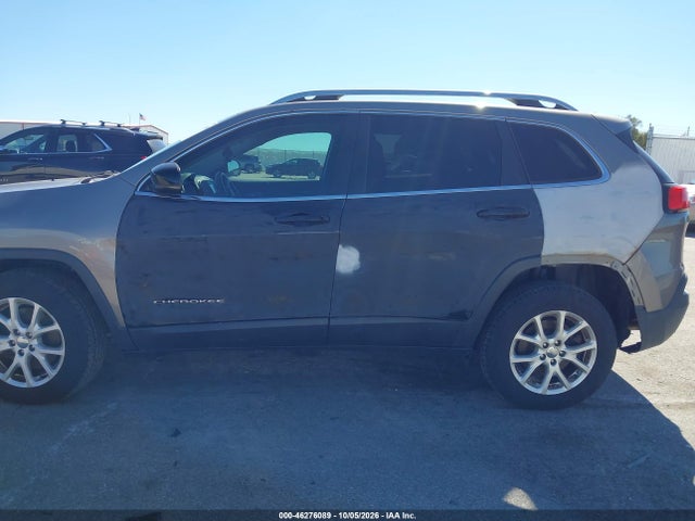 Продажа на аукционе авто 2016 Jeep Cherokee Latitude, vin: 1C4PJMCB0GW241421, номер лота: 46276089