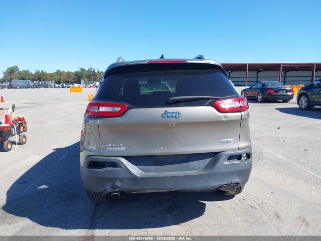 Продажа на аукционе авто 2016 Jeep Cherokee Latitude, vin: 1C4PJMCB0GW241421, номер лота: 46276089