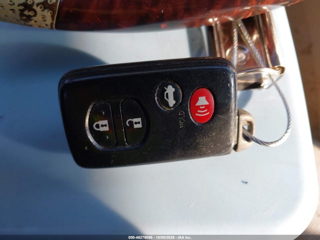 46276096 :رقم المزاد ، 4T1BK3DB8BU407393 vin ، 2011 Toyota Avalon Limited مزاد بيع