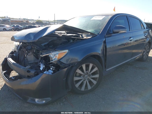 46276096 :رقم المزاد ، 4T1BK3DB8BU407393 vin ، 2011 Toyota Avalon Limited مزاد بيع