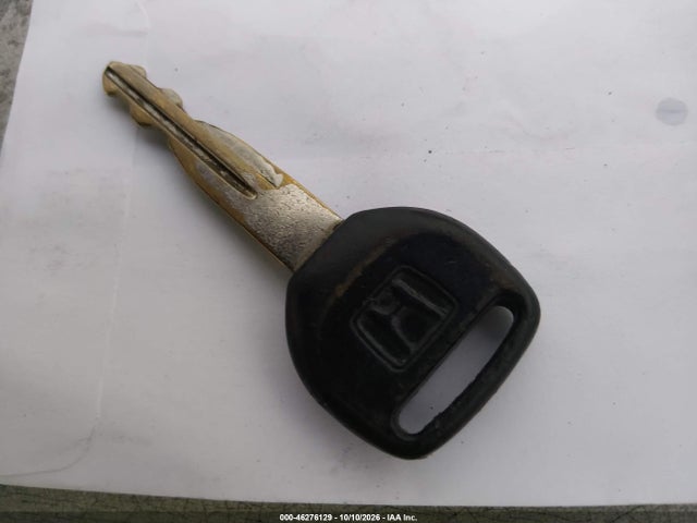 46276129 :رقم المزاد ، JHLRD184XYC027518 vin ، 2000 Honda Cr-v Lx مزاد بيع