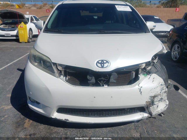 5TDYK3DC6FS653506 Toyota Sienna Limited Premium 7 Passenger