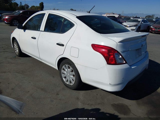 46276205 :رقم المزاد ، 3N1CN7AP6FL913654 vin ، 2015 Nissan Versa 1.6 S+ مزاد بيع