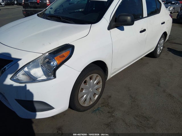 46276205 :رقم المزاد ، 3N1CN7AP6FL913654 vin ، 2015 Nissan Versa 1.6 S+ مزاد بيع
