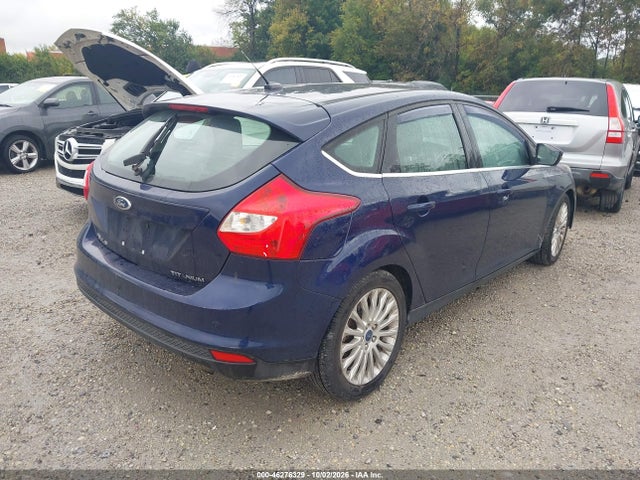 Продажа на аукционе авто 2012 Ford Focus Titanium, vin: 1FAHP3N22CL102483, номер лота: 46276329