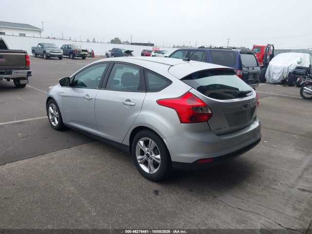 Ford FOCUS SE 2014 1FADP3K24EL144711 Image 3