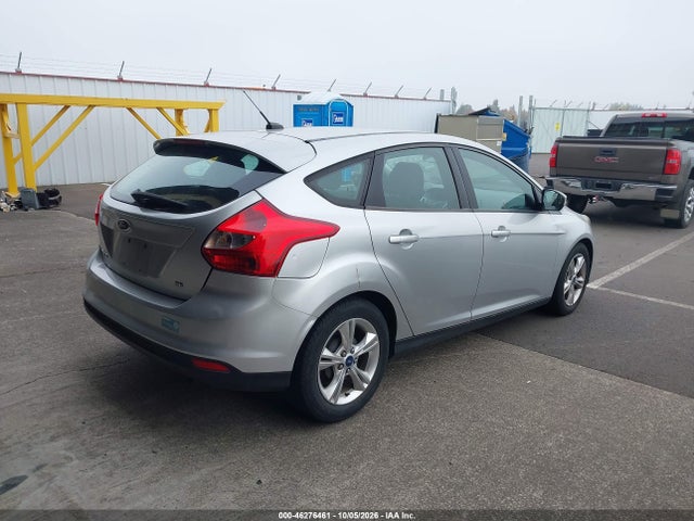 Ford FOCUS SE 2014 1FADP3K24EL144711 Image 4