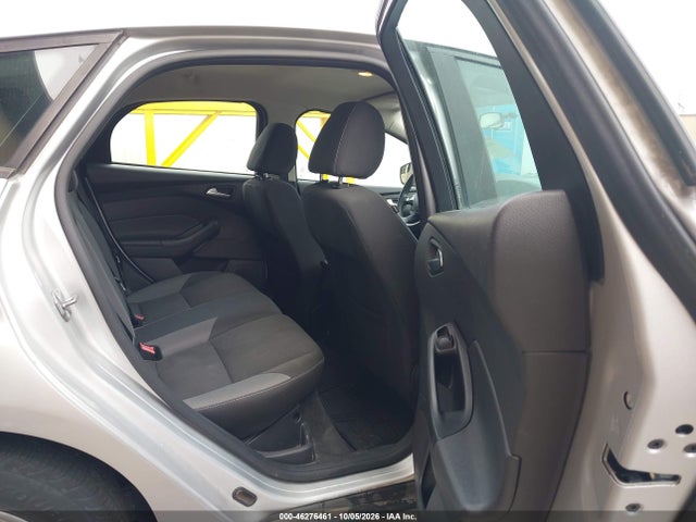 Ford FOCUS SE 2014 1FADP3K24EL144711 Image 8