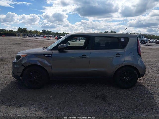 46276486 :رقم المزاد ، KNDJP3A51J7528067 vin ، 2018 Kia Soul + مزاد بيع
