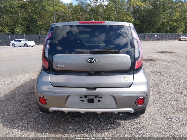 46276486 :رقم المزاد ، KNDJP3A51J7528067 vin ، 2018 Kia Soul + مزاد بيع