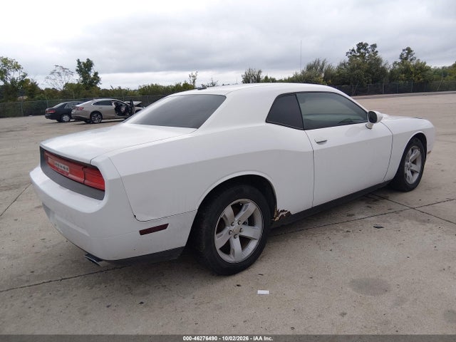 46276490 :رقم المزاد ، 2C3CDYAG8DH736959 vin ، 2013 Dodge Challenger Sxt مزاد بيع