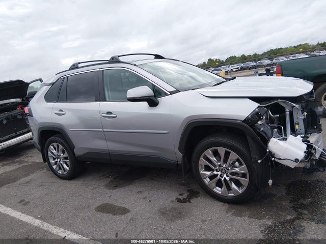 2025 Toyota Rav4 Xle Premium მანქანა იყიდება აუქციონზე, vin: 2T3C1RFV9SC317051, აუქციონის ნომერი: 46276501