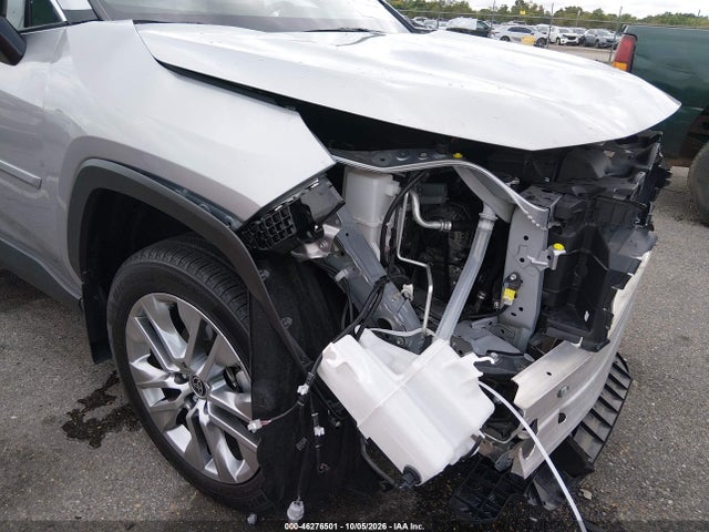 2025 Toyota Rav4 Xle Premium მანქანა იყიდება აუქციონზე, vin: 2T3C1RFV9SC317051, აუქციონის ნომერი: 46276501