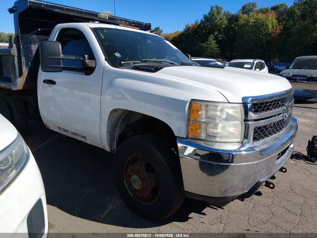 Auction sale of the 2011 Chevrolet Silverado 3500hd Chassis Work Truck, vin: 1GB3KZCG1BF123699, lot number: 46276513