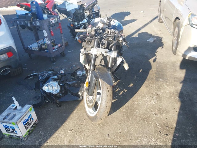Suzuki GSX-R600 2019 JS1GN7FA1K7100671 Image 5