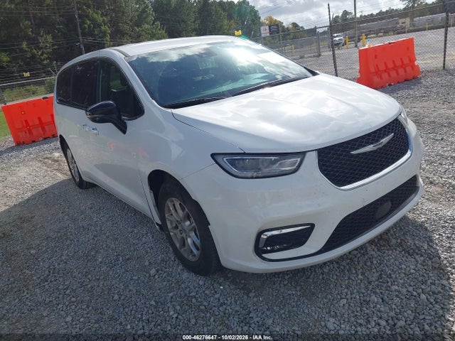 2025 Chrysler Pacifica Select მანქანა იყიდება აუქციონზე, vin: 2C4RC1BG7SR553932, აუქციონის ნომერი: 46276647