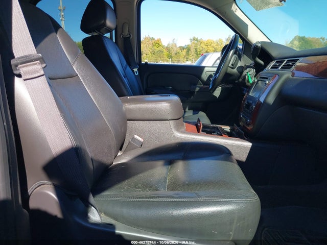 2013 Chevrolet Tahoe Ltz მანქანა იყიდება აუქციონზე, vin: 1GNSKCE02DR166624, აუქციონის ნომერი: 46276744