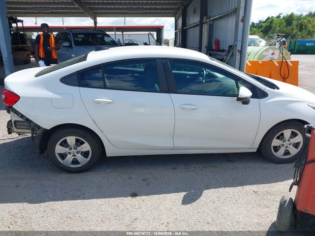 Aukcja sprzedaży 2018 Chevrolet Cruze Ls Auto, vin: 1G1BC5SMXJ7206019, numer aukcji: 46276772