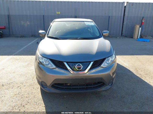 2018 Nissan Rogue Sport S მანქანა იყიდება აუქციონზე, vin: JN1BJ1CP1JW185391, აუქციონის ნომერი: 46276830