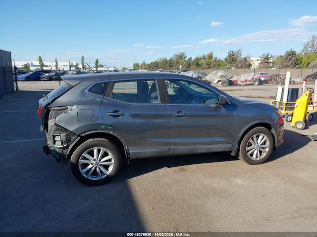 2018 Nissan Rogue Sport S მანქანა იყიდება აუქციონზე, vin: JN1BJ1CP1JW185391, აუქციონის ნომერი: 46276830