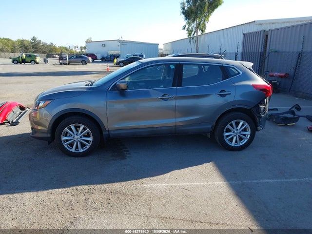 2018 Nissan Rogue Sport S მანქანა იყიდება აუქციონზე, vin: JN1BJ1CP1JW185391, აუქციონის ნომერი: 46276830