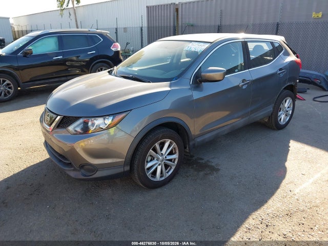 2018 Nissan Rogue Sport S მანქანა იყიდება აუქციონზე, vin: JN1BJ1CP1JW185391, აუქციონის ნომერი: 46276830