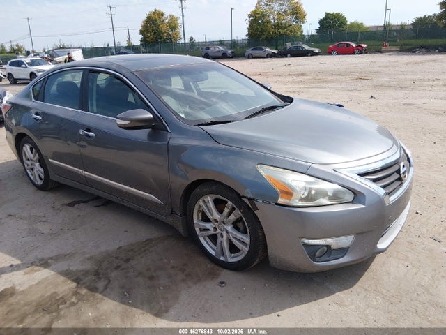 Auction sale of the 2015 Nissan Altima 3.5 Sl, vin: 1N4BL3AP3FC154678, lot number: 46276843