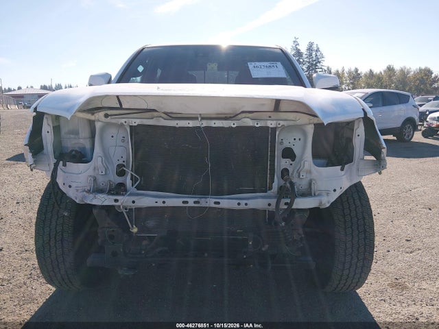 3TMCZ5AN0KM245536 Toyota Tacoma Trd Off Road